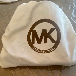 Michael Kors tote bag 💜